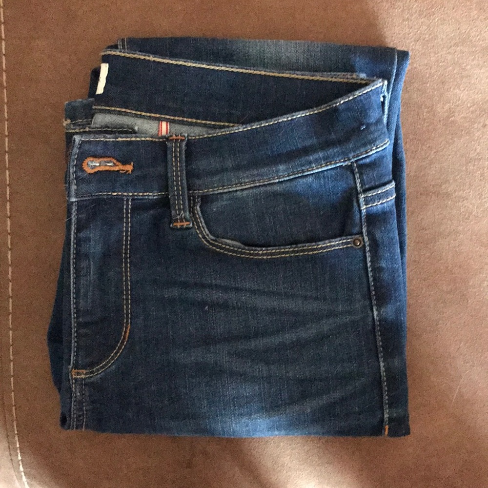 Sneak peek skinny jeans -NWOT